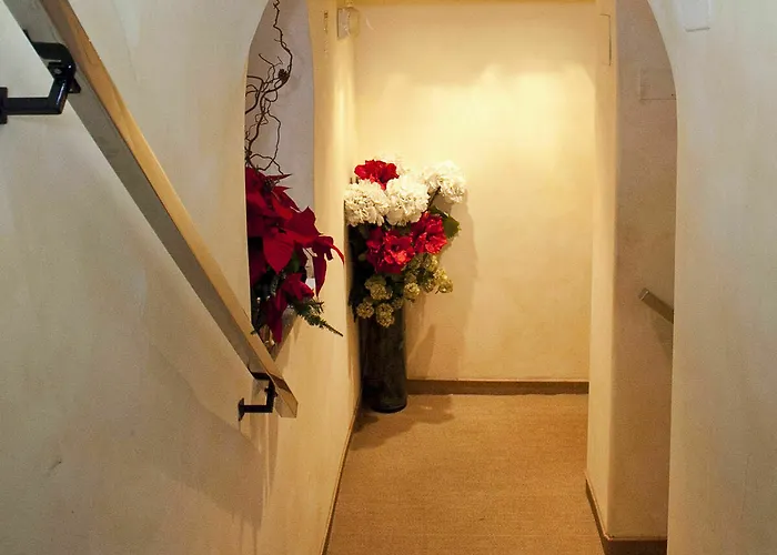 Les Fleurs Luxury House Konukevi Roma